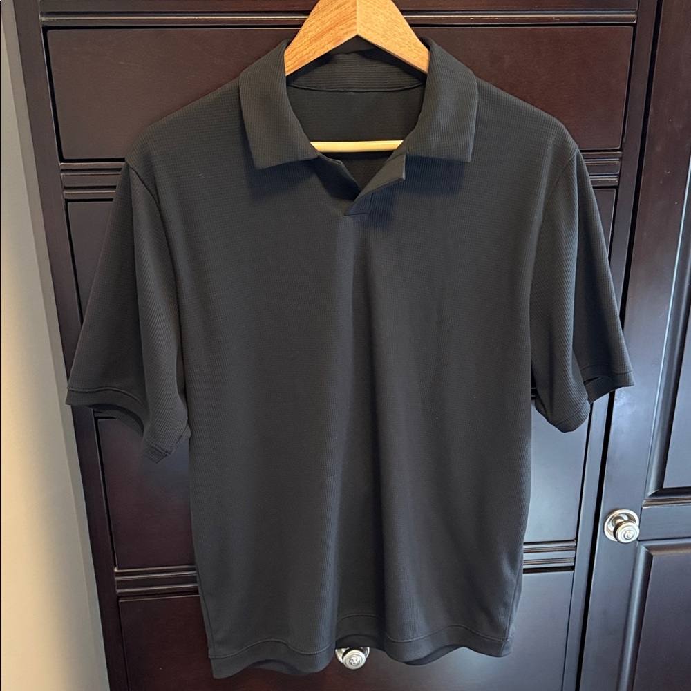 lululemon athletica Men's Dark Polo Shirt